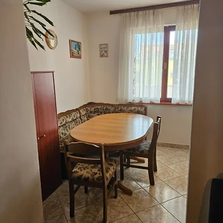 Velebno Appartement *